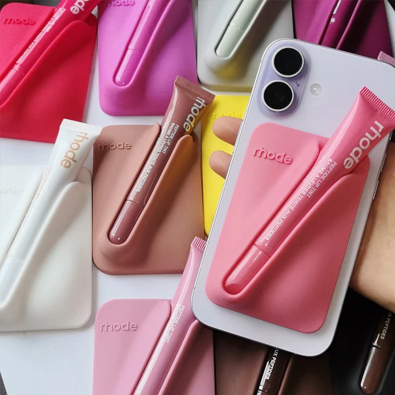 Snap-on lip case